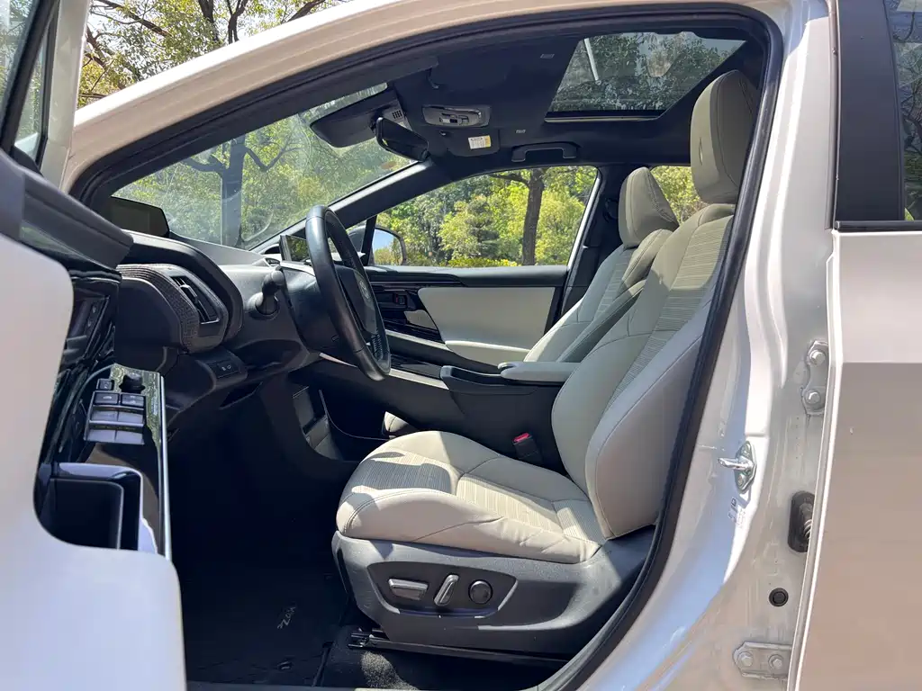 TOYOTA PLATINUM WISDOM 4X