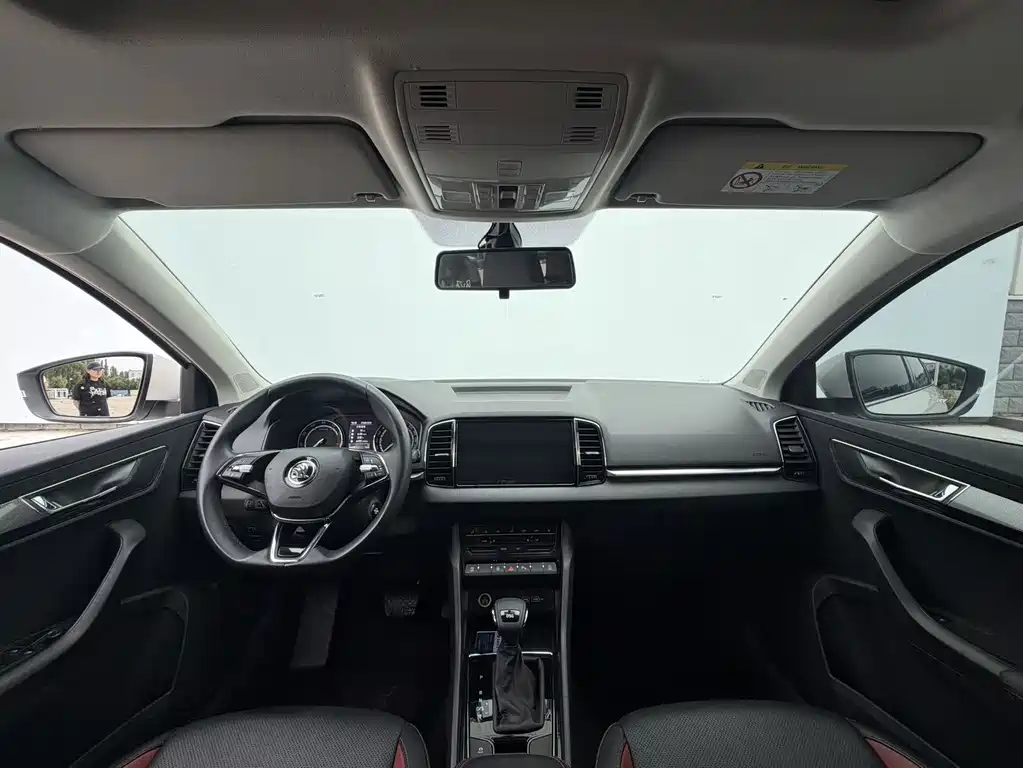 Skoda Karoq TSI280 Premium Edition, фото 16