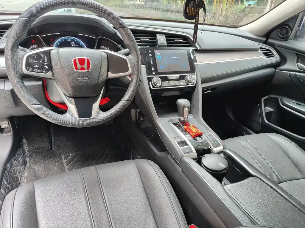 Honda Civic — миниатюра 9