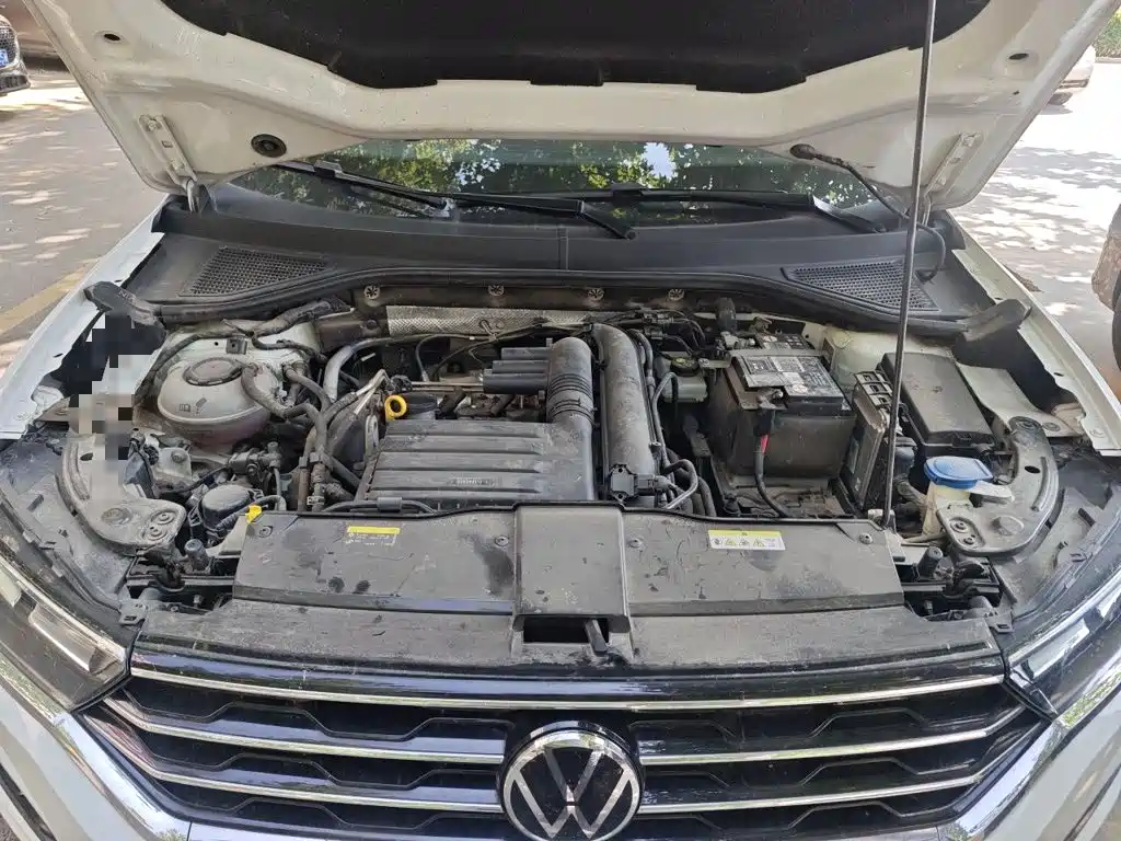 Volkswagen T-Roc — миниатюра 16