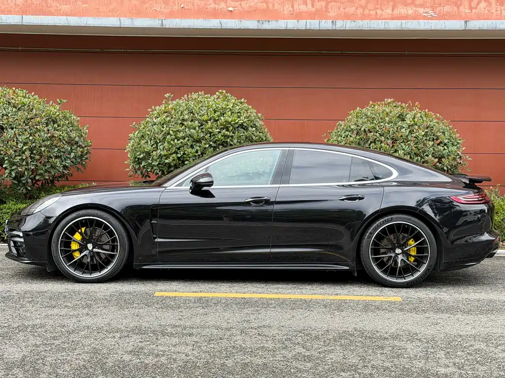 Porsche Panamera — миниатюра 12