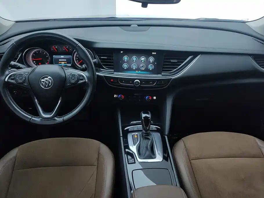 Buick Regal — миниатюра 12