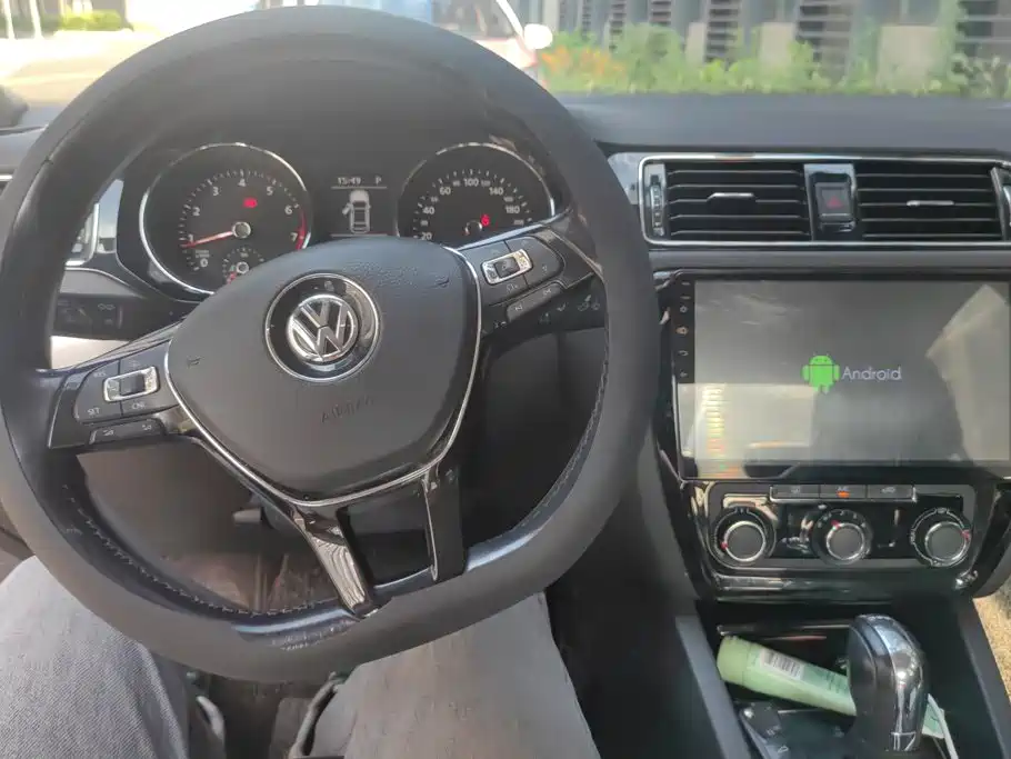 Volkswagen Sagitar — миниатюра 12