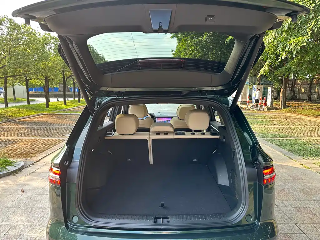 GEELY AUTOMOBILE XINGYUE L