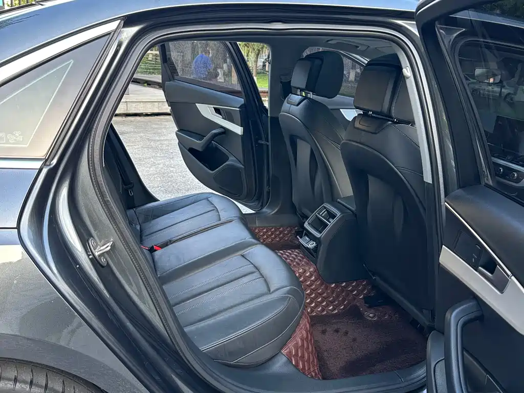 Audi A4L — миниатюра 13
