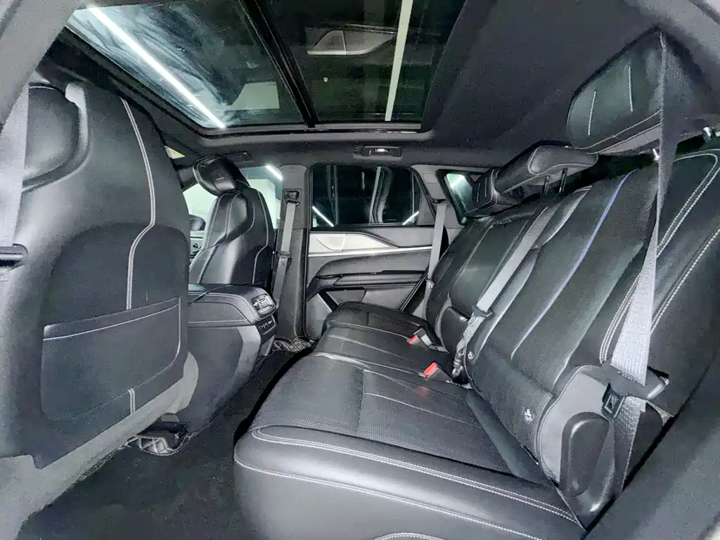 Cadillac XT5 2025 2.0T Luxury