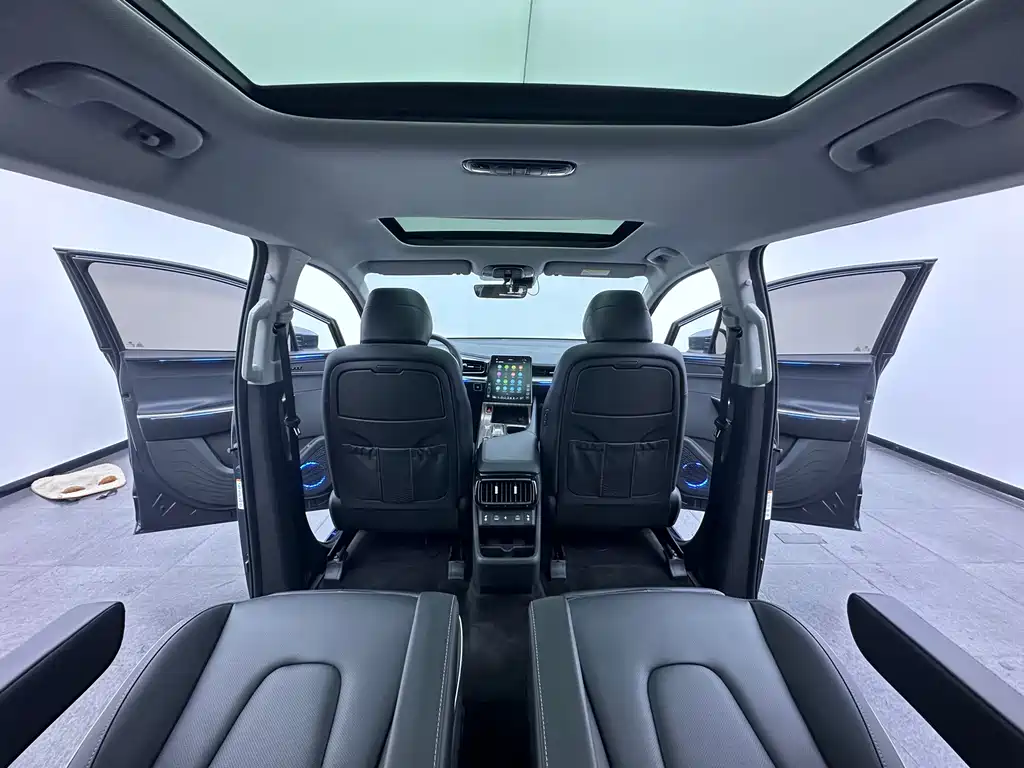 Hyundai Custo — миниатюра 22