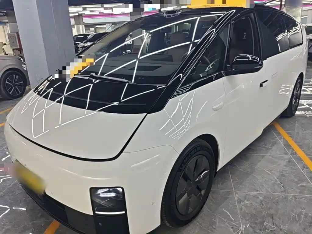 Li Auto Li MEGA