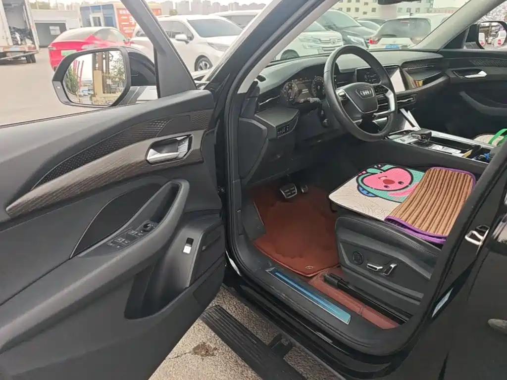 Audi Q6 — миниатюра 16