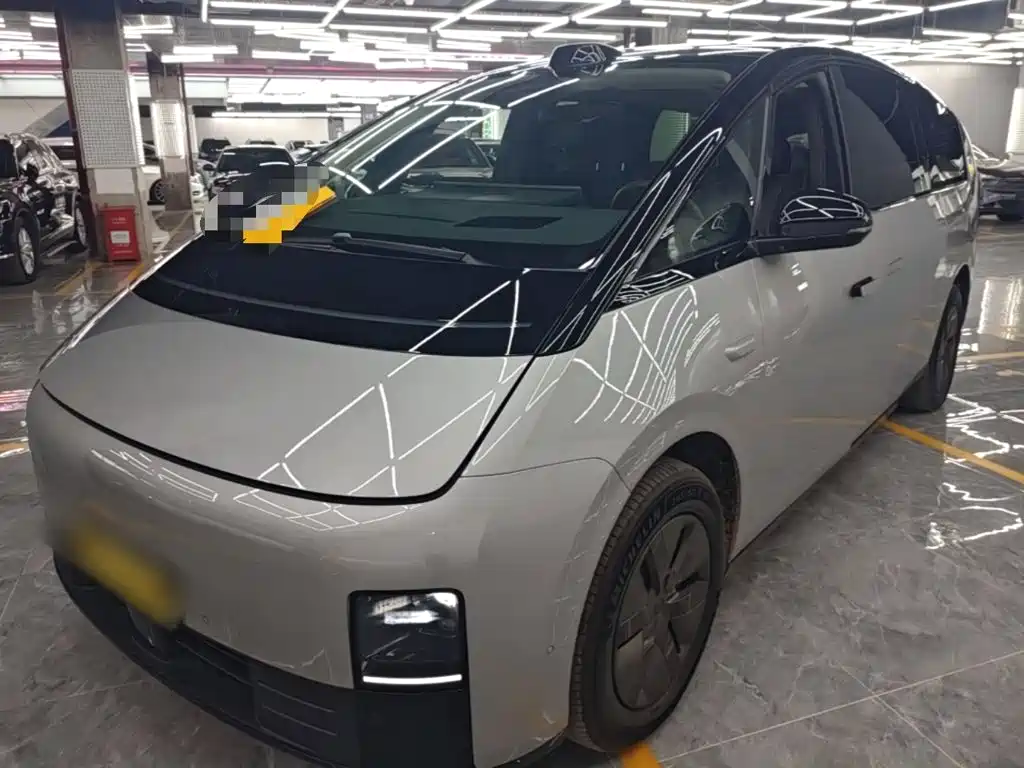 Li Auto Li MEGA