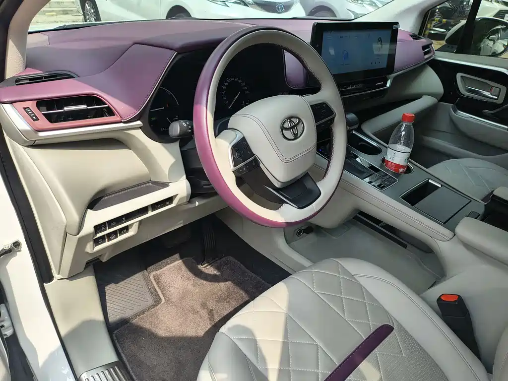 Китайский автомобиль. 华东牌商务车 — миниатюра 12