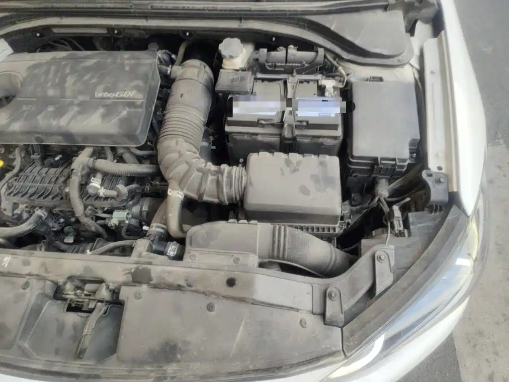Hyundai Elantra — миниатюра 21