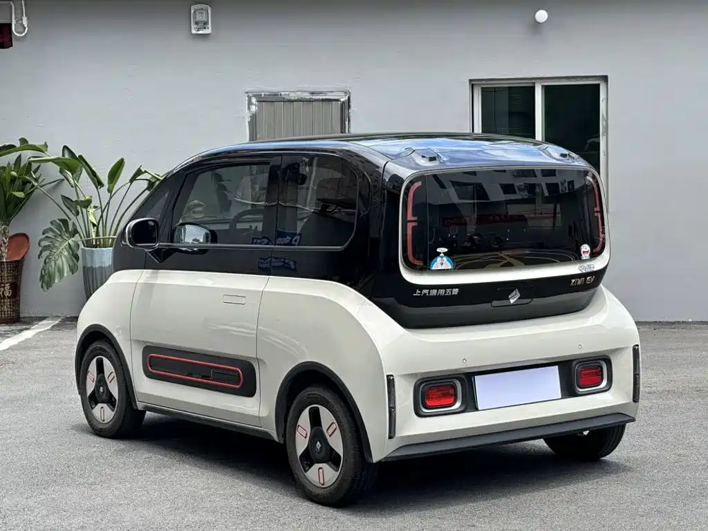Baojun KiWi EV — миниатюра 8