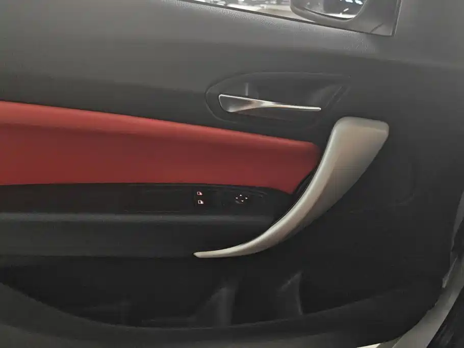 BMW 2 Series (Import) — миниатюра 7