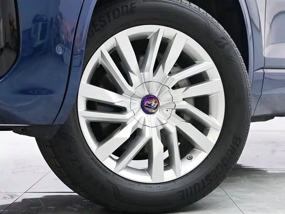Volkswagen Touareg 2021 2.0TSI