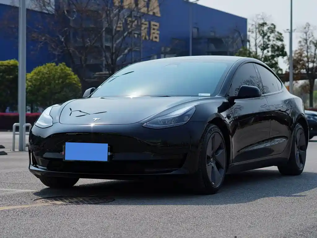 Tesla Model 3 2023