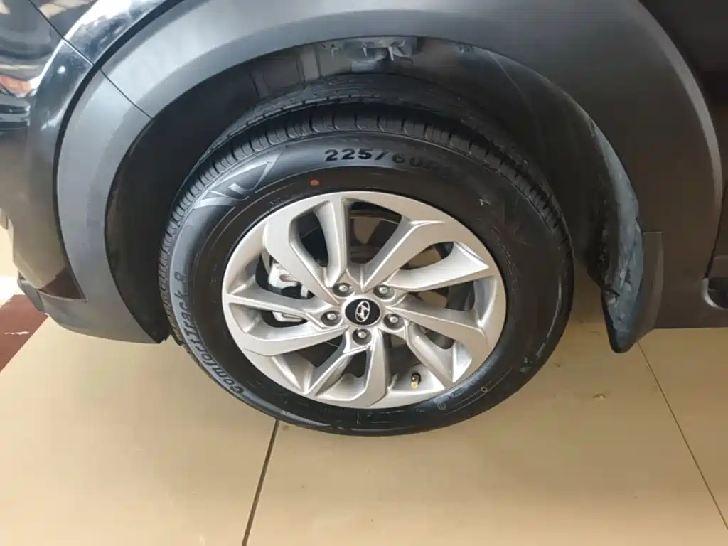 Hyundai Tucson — миниатюра 23