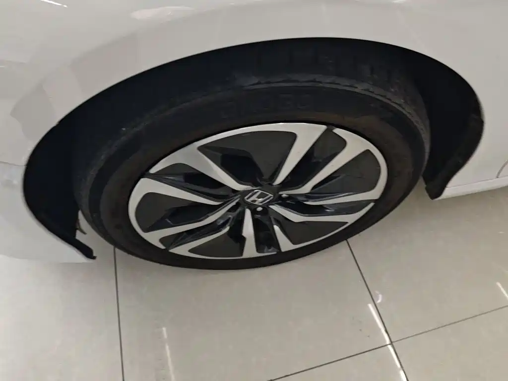 Honda Accord — миниатюра 23