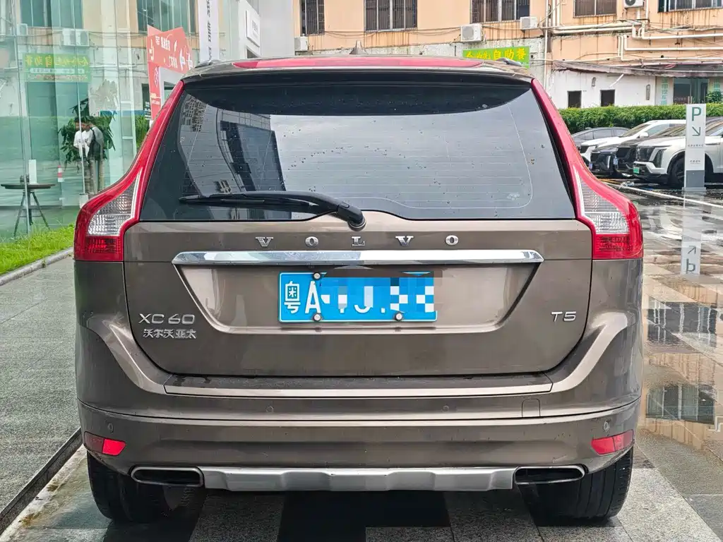 Volvo XC60 2015 T5