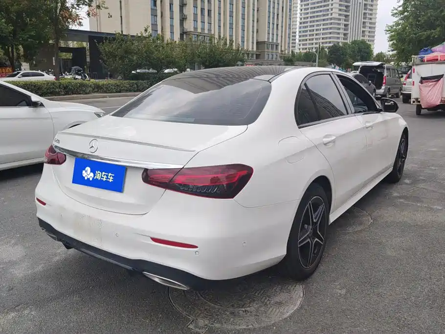 Mercedes-Benz E-Class (Import) — миниатюра 3