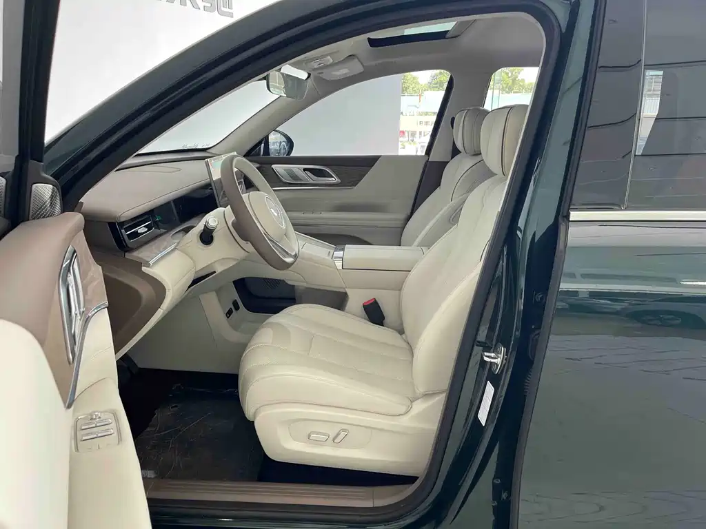 Wuling Xingguang L — миниатюра 7