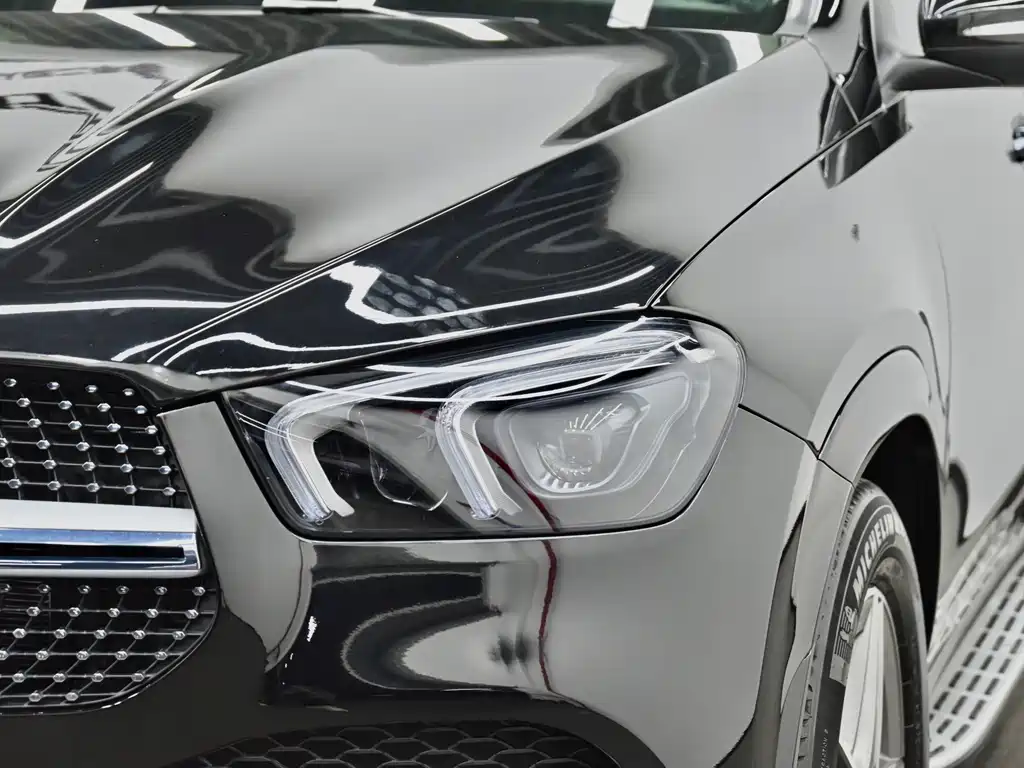 Mercedes-Benz GLE (Import) — миниатюра 29