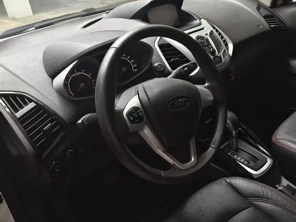 Ford Ecosport — миниатюра 5