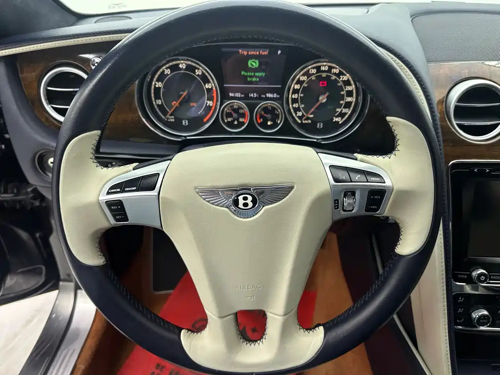 Bentley Continental 4.0T GT V8, фото 30