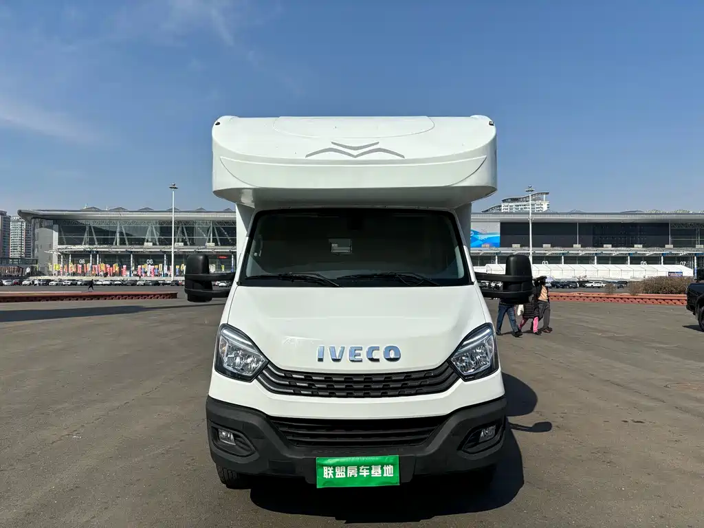 IVECO Ousheng — миниатюра 2