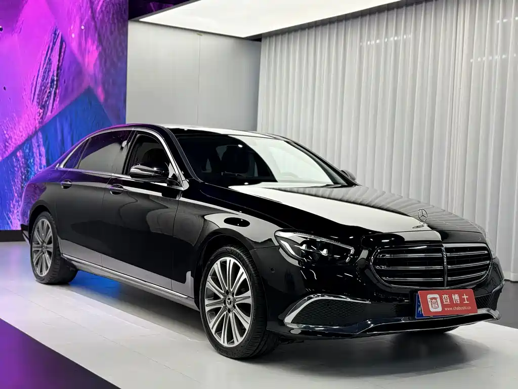 Mercedes-Benz E-Class — миниатюра 3