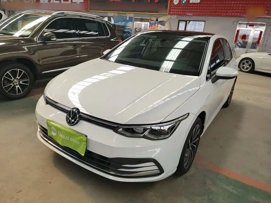 Volkswagen Golf 2023 280TSI DSG Pro