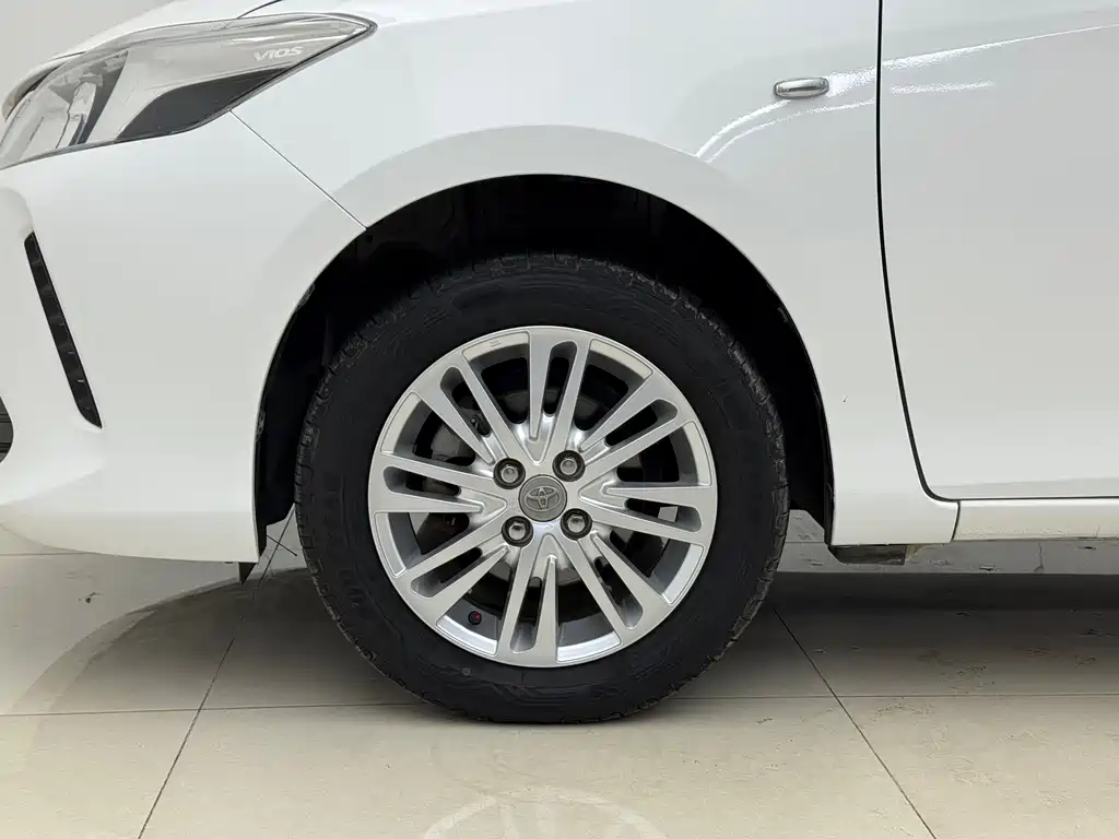 TOYOTA VIOS