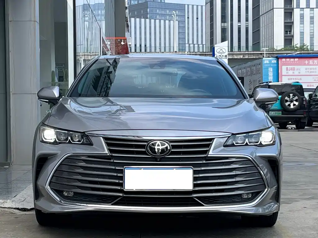 Toyota Avalon — миниатюра 2