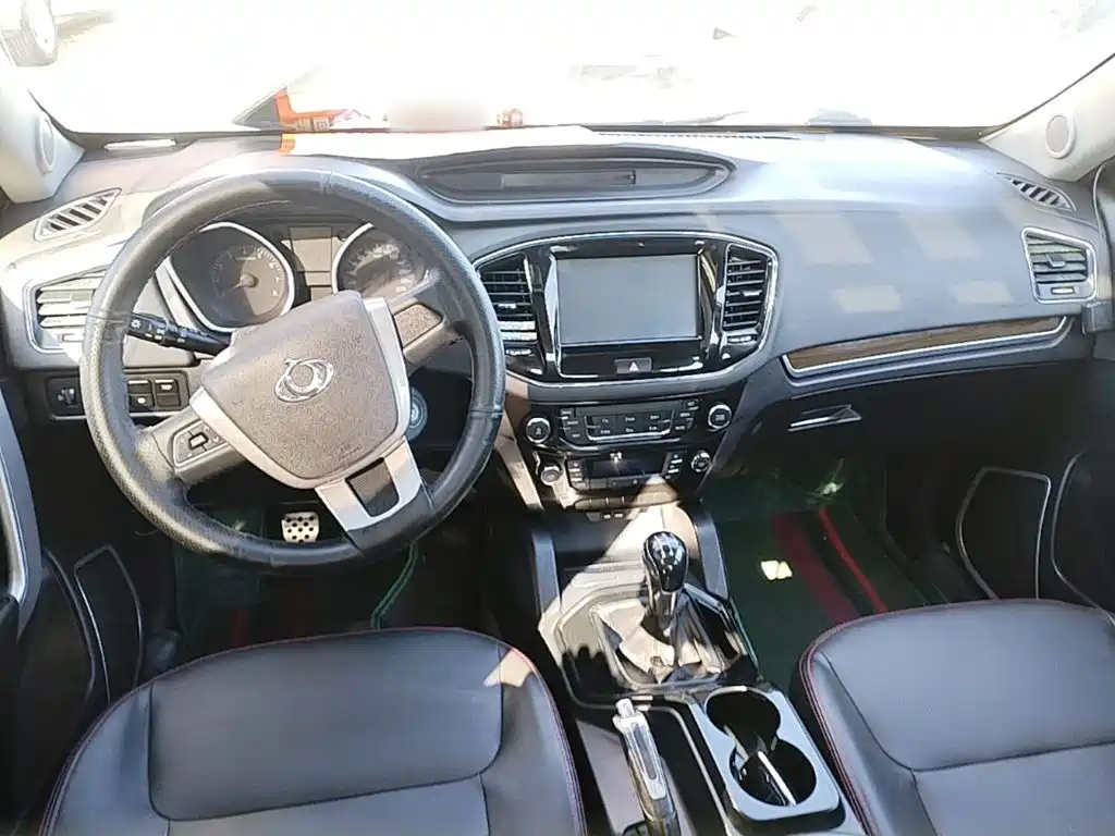 Geely GX7 — миниатюра 10