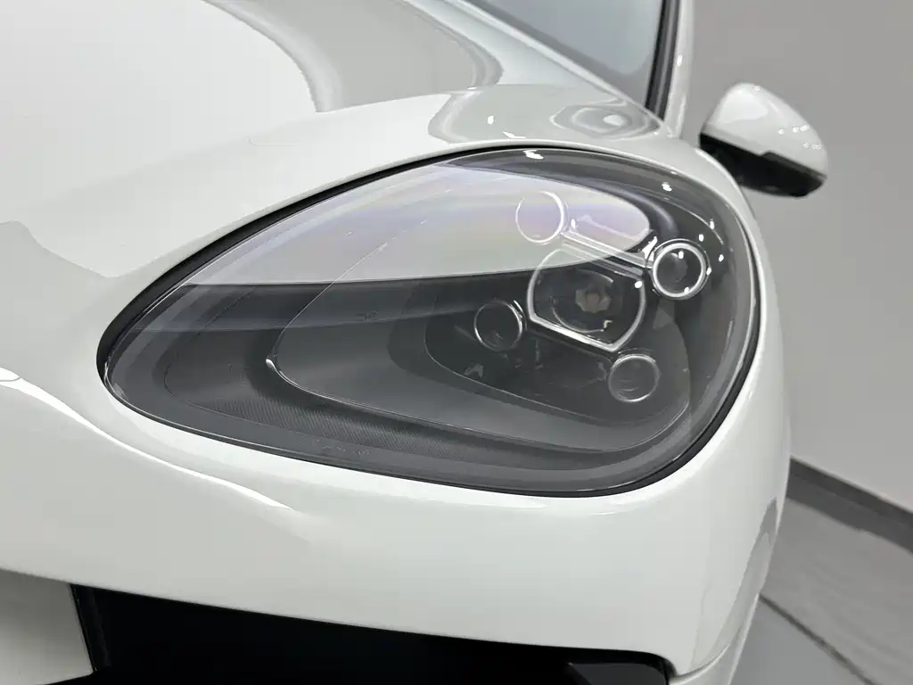 Porsche Macan — миниатюра 19