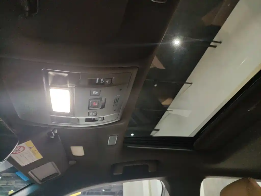 Lexus ES — миниатюра 18