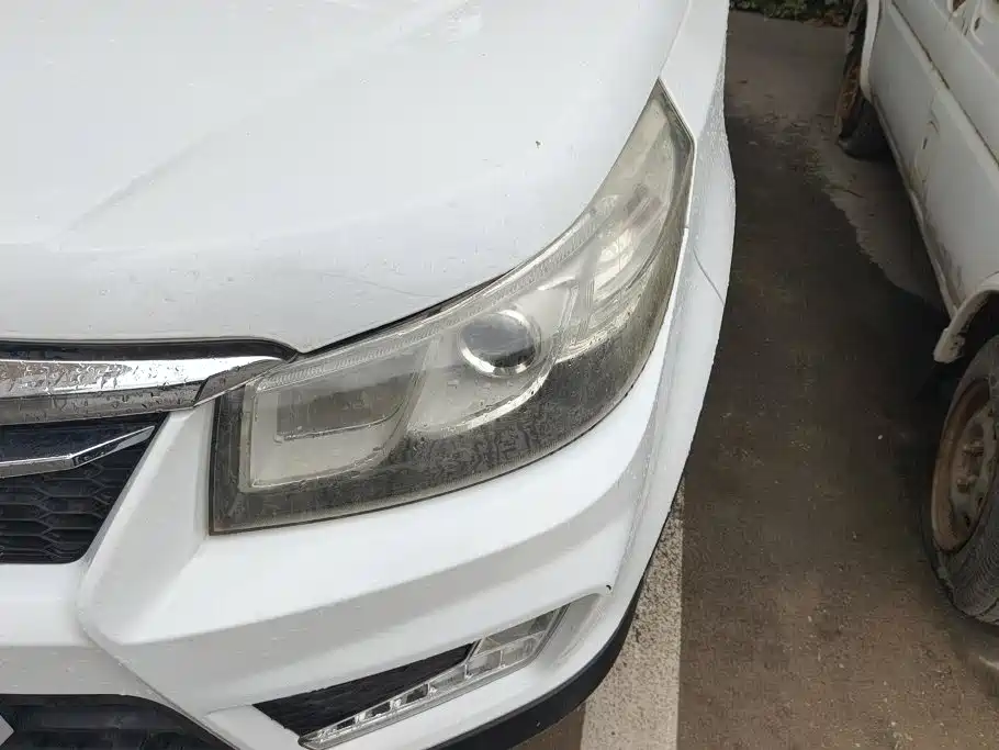 Huansu S2 1.5L Manual Luxury Type China IV, фото 5