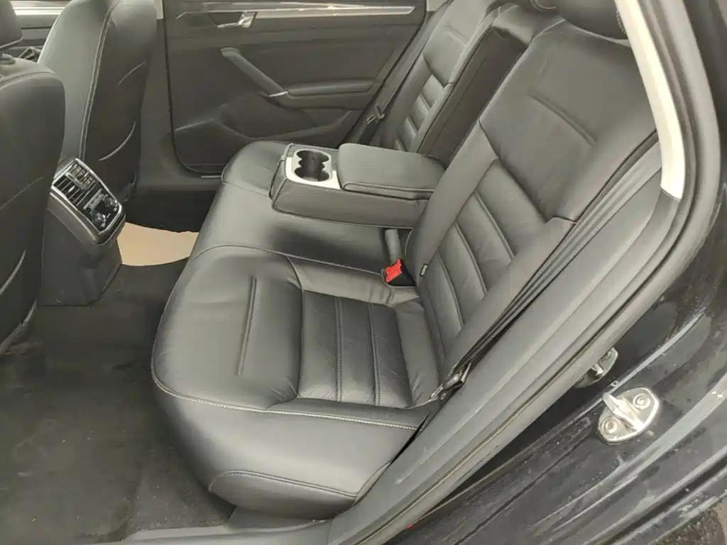 Volkswagen Passat — миниатюра 17