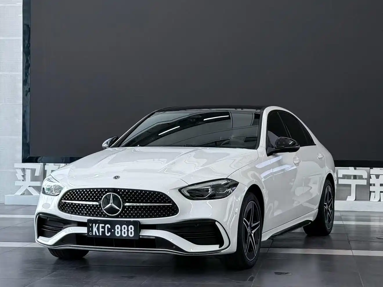 奔驰C级 2024款 C 260 L 皓夜运动版 2024