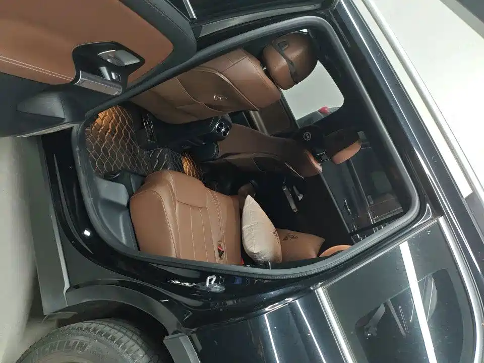 Mercedes-Benz GLB — миниатюра 6