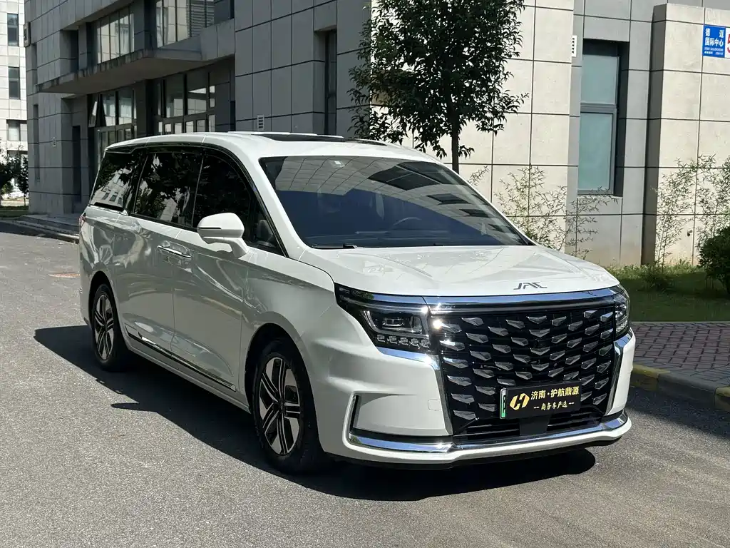 JAC Refine Refine RF8 PHEV — миниатюра 3