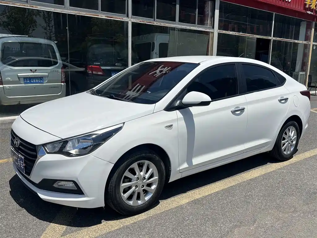 Hyundai Verna 2018