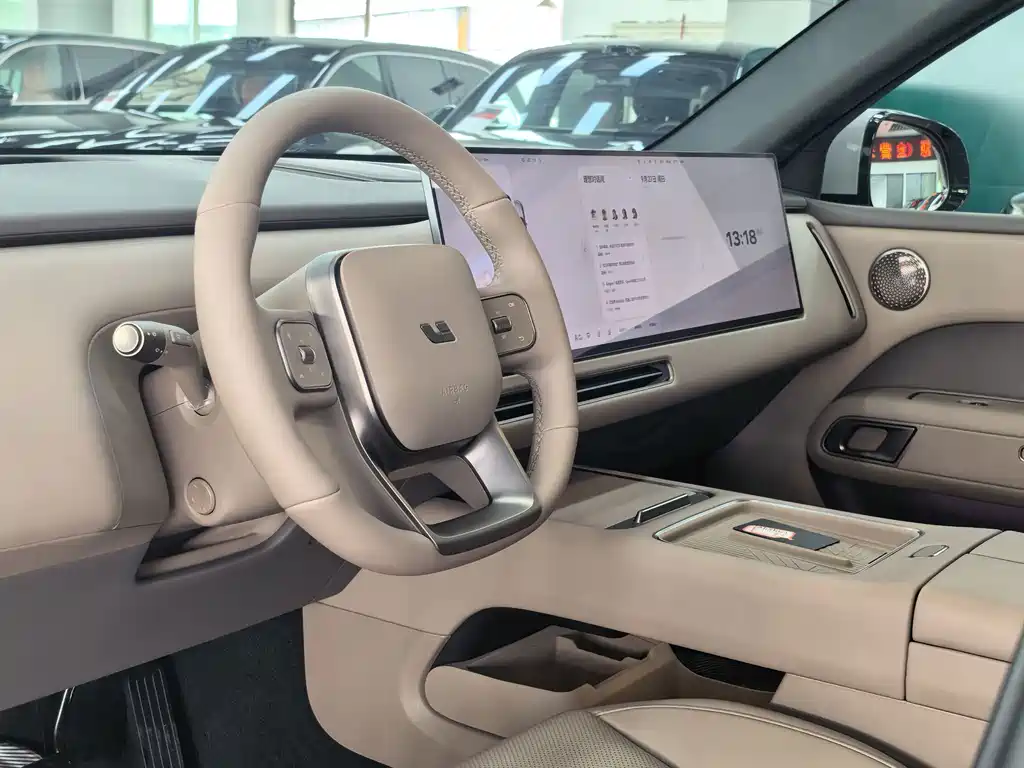 Li Auto Li L6 — миниатюра 4