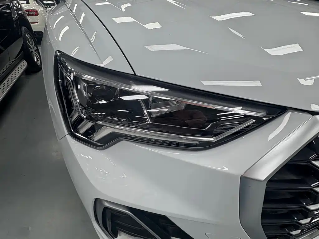 Audi Q3 — миниатюра 4