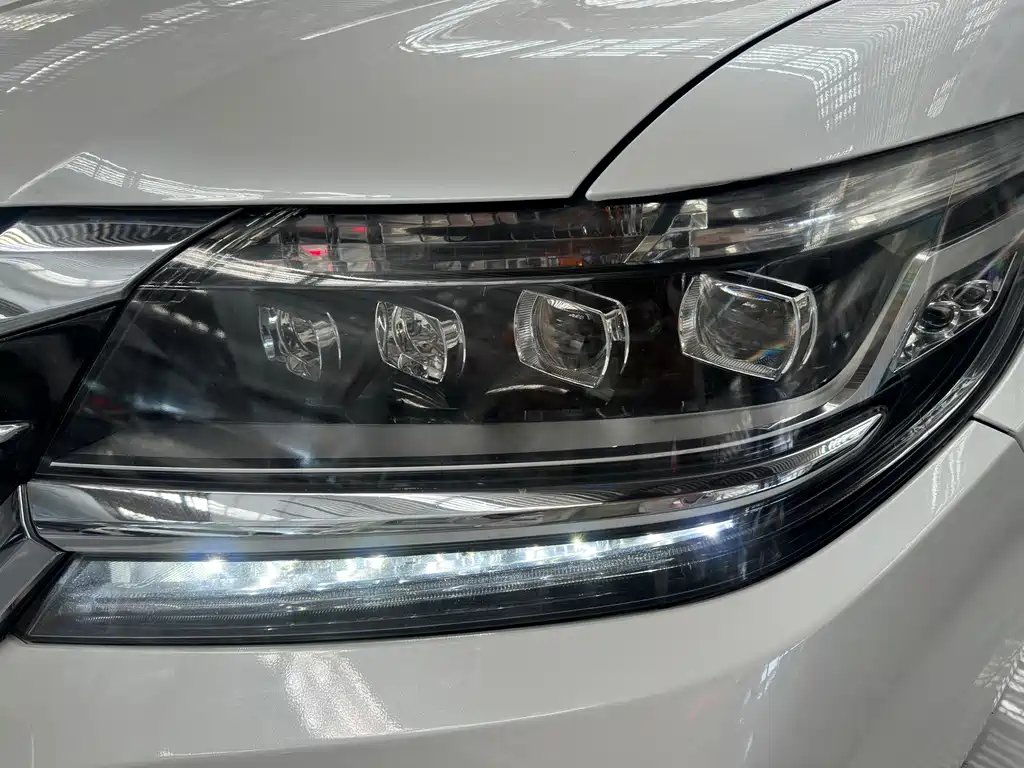 Honda Elysion — миниатюра 4