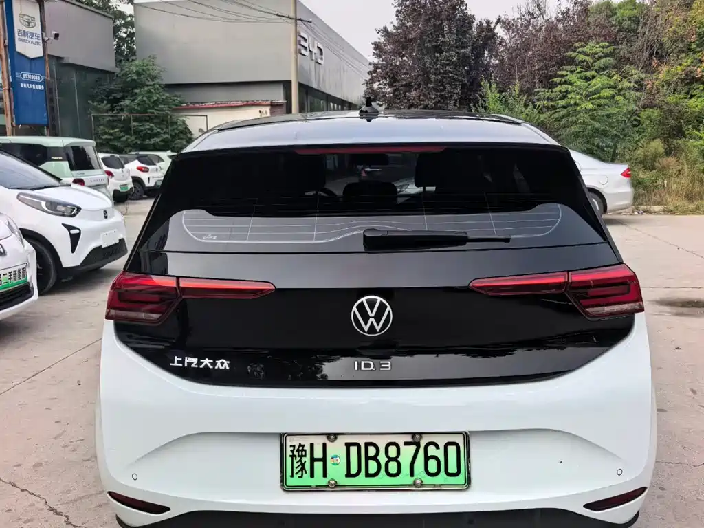 Volkswagen ID.3 — миниатюра 8