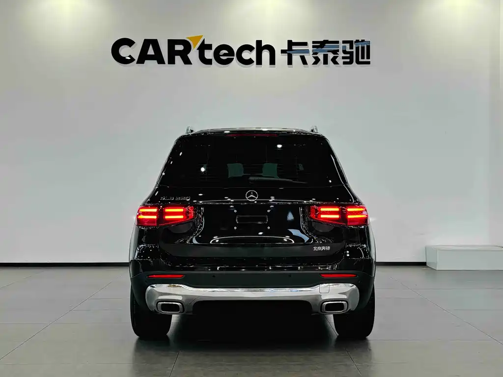 Mercedes-Benz GLB — миниатюра 6
