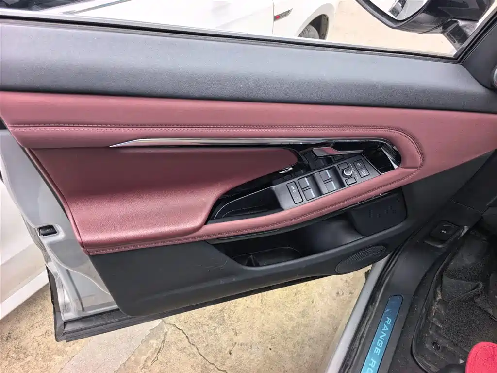 Land Rover Range Rover Evoque 2023 L 249PS Luxury