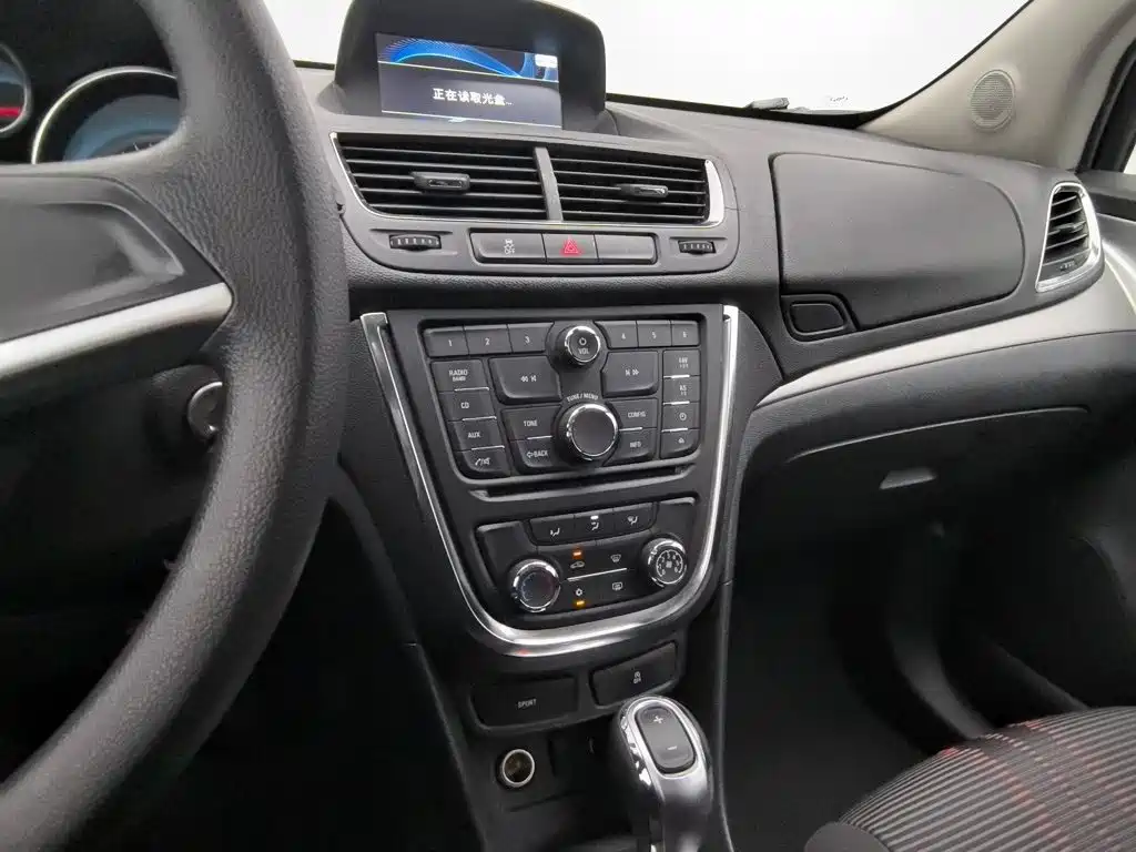 Buick Encore — миниатюра 12