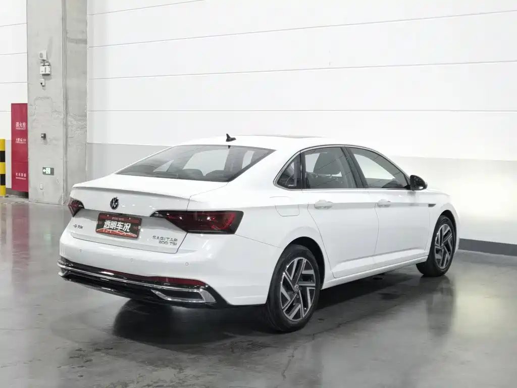 Volkswagen Sagitar — миниатюра 2